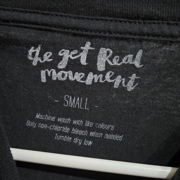 The Get Real Movement "kind is cool" t-shirt size small - Picture 3 of 3